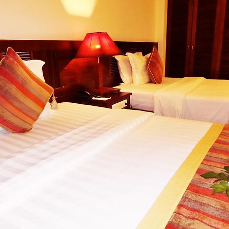 Paradise Angkor Villa Hotel Siem Reap Exterior photo